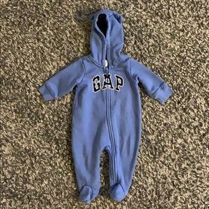 Baby gap 0-3 months sweatshirt jumpsuit